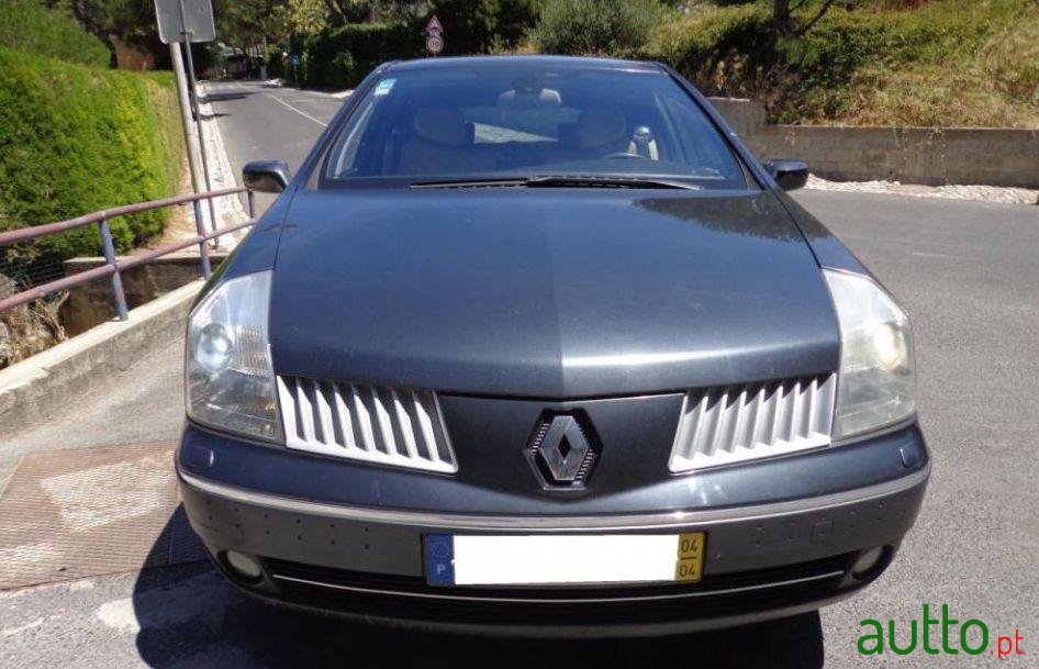 2004' Renault Vel Satis 2.2 Dci Initiale photo #3