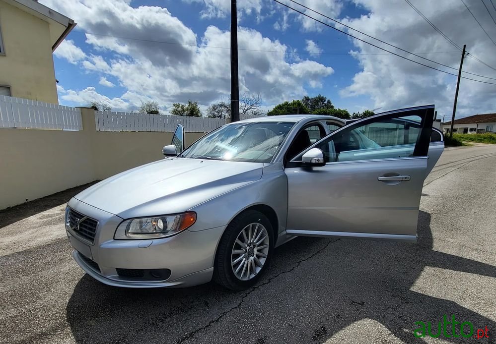 2006' Volvo S80 photo #3