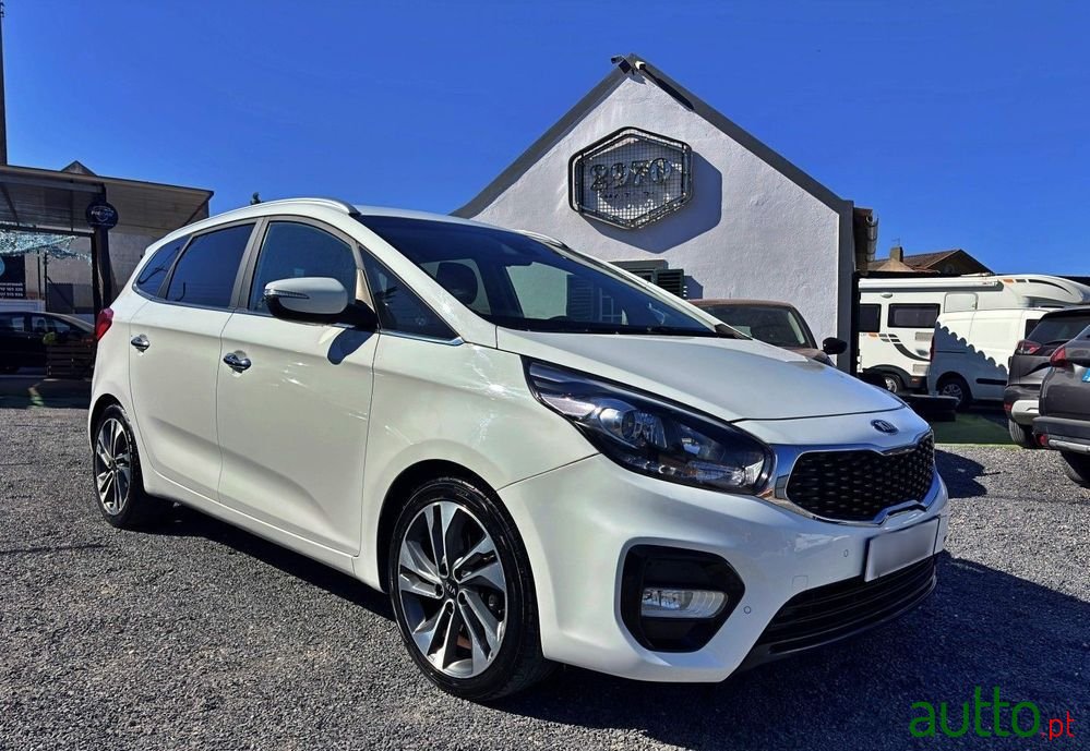 2018' Kia Carens 1.7 Crdi Isg Ex photo #6