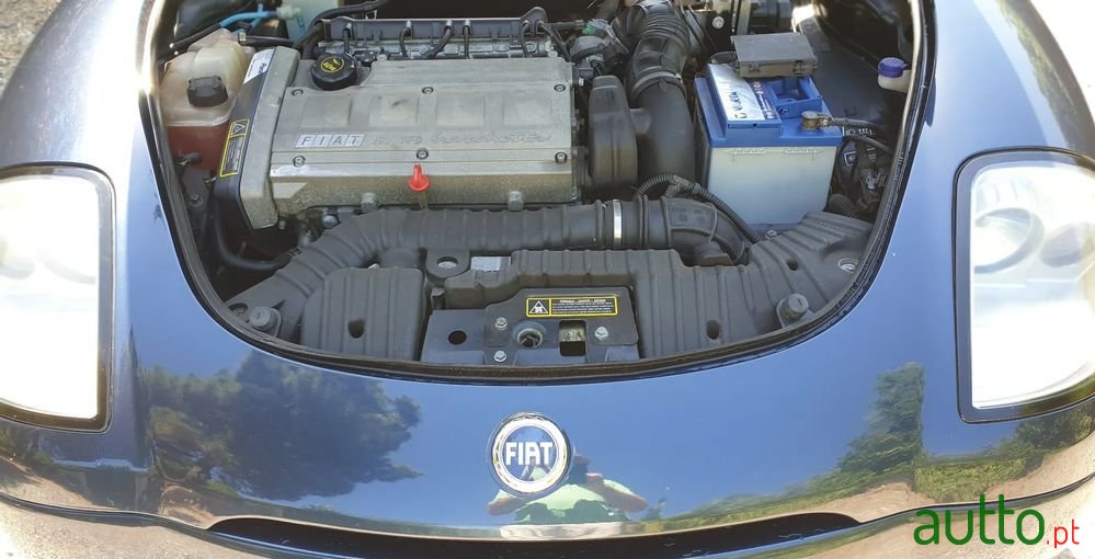 2002' Fiat Barchetta 1.8 16V Naxos photo #3