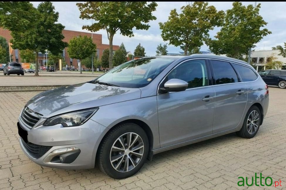 2015' Peugeot 308 Sw photo #1