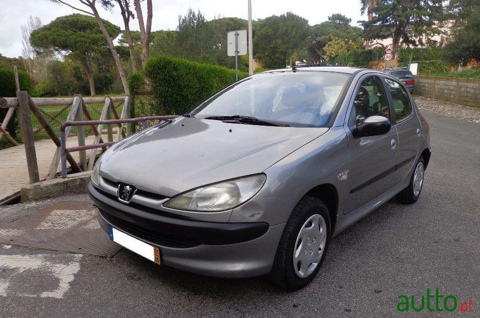 2001' Peugeot 206 1.1 I Colorline photo #2
