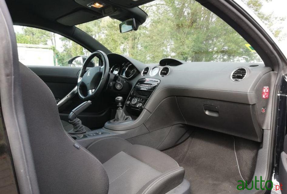 2011' Peugeot RCZ 2.0 Hdi photo #1