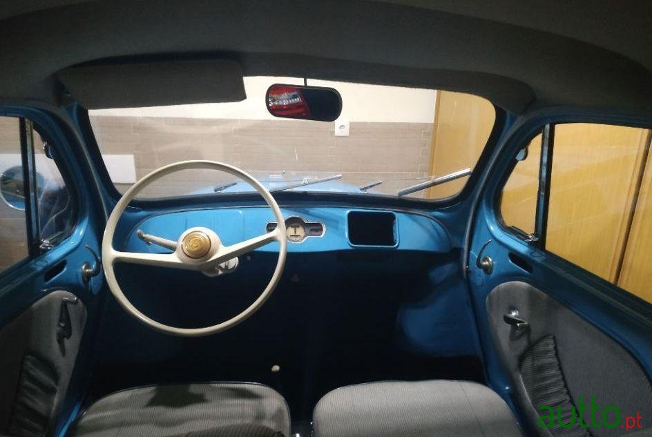 1952' Renault 4 photo #4