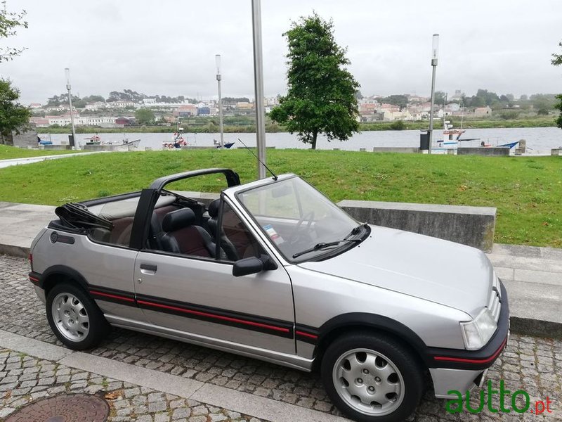1989' Peugeot 205 photo #1