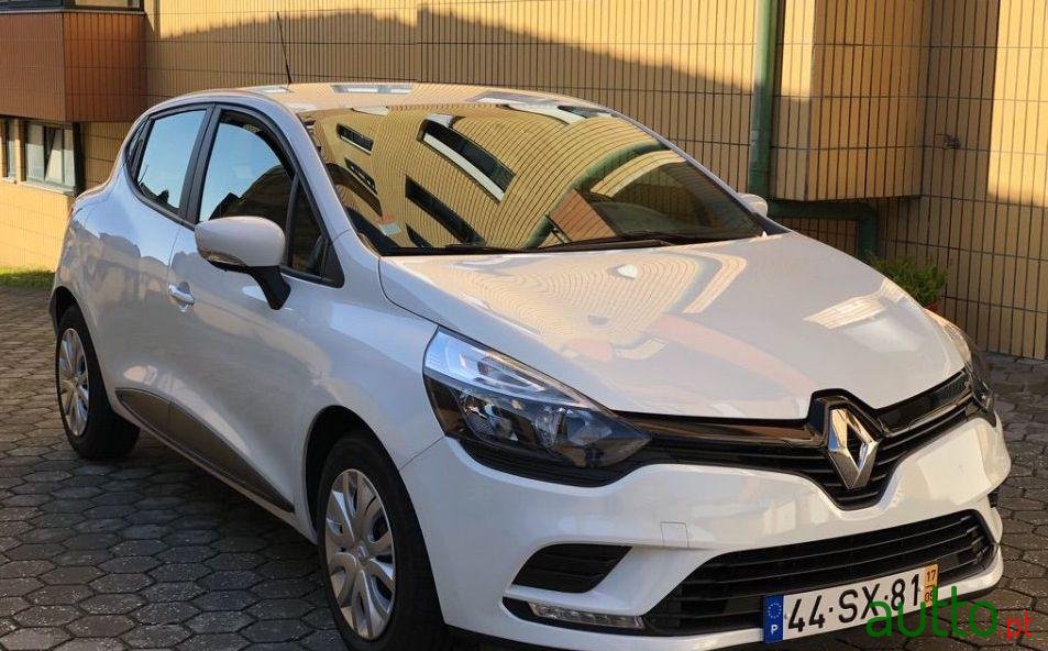 2017' Renault Clio photo #1