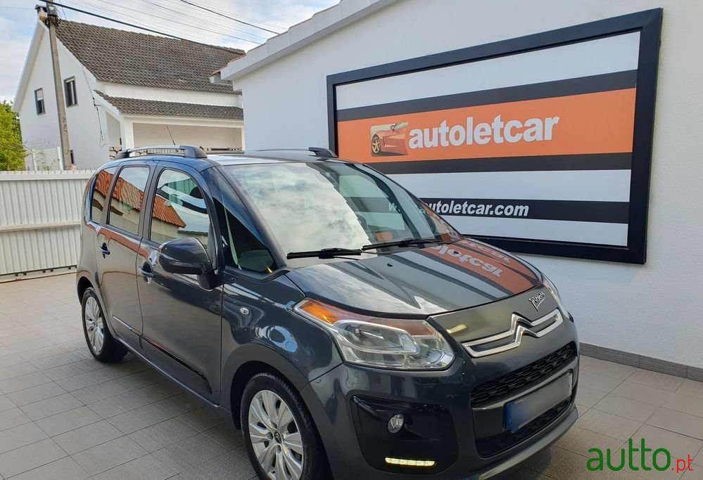 2014' Citroen C3 Picasso photo #1