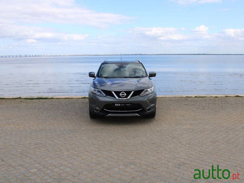 2015' Nissan Qashqai photo #3