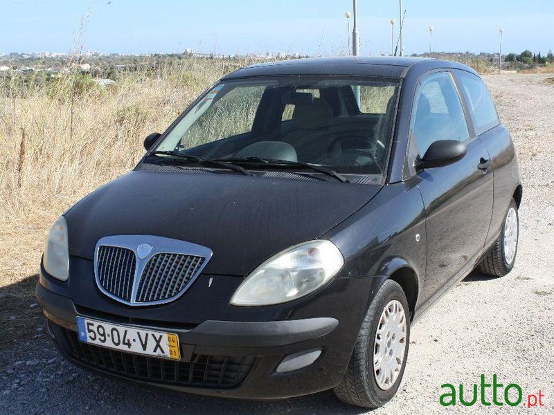 2004' Lancia Ypsilon Argento photo #2