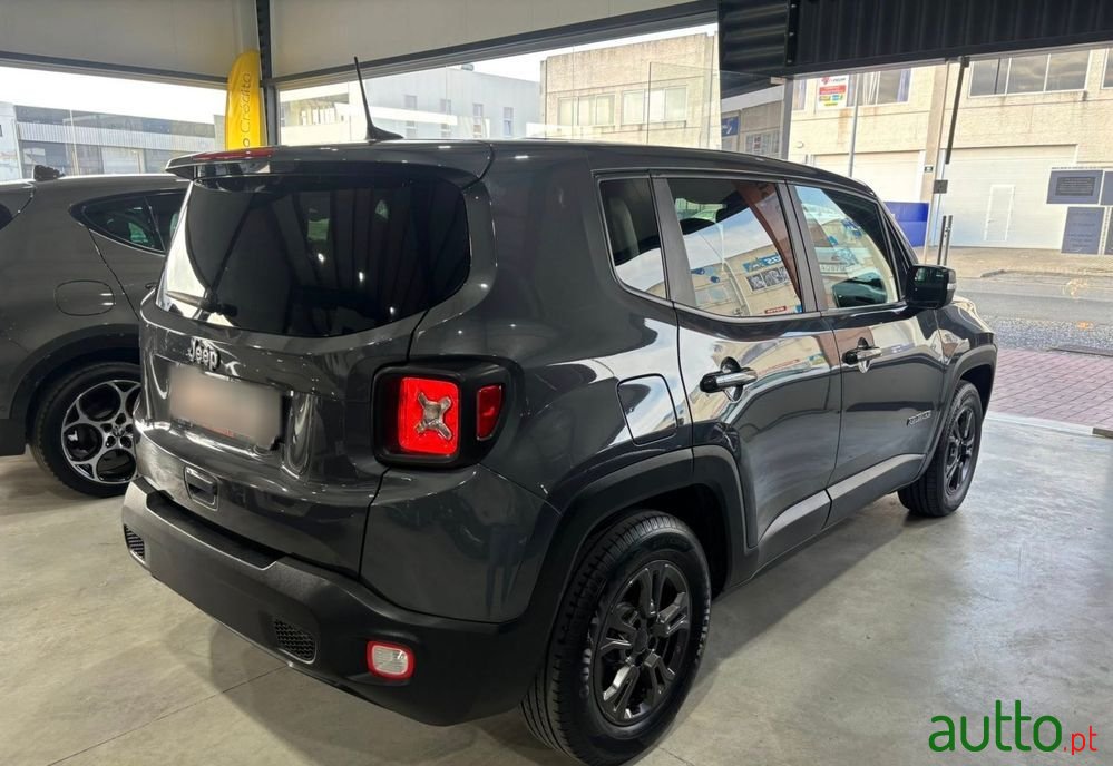2022' Jeep Renegade 1.6 Mjd Longitude photo #6