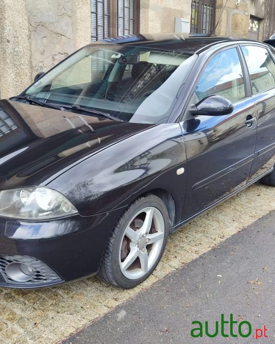 2007' SEAT Ibiza photo #2