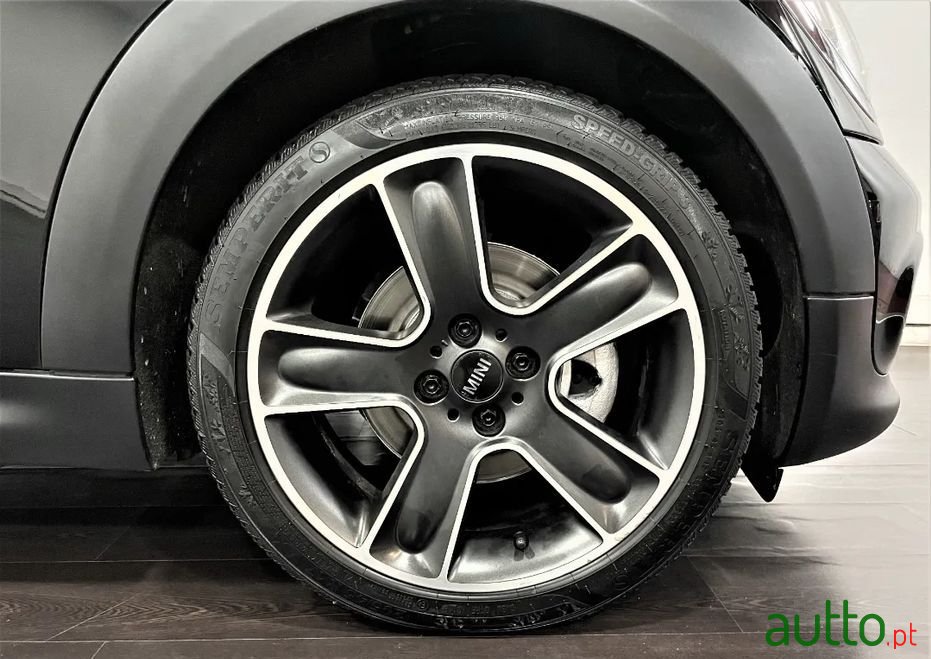 2012' MINI Cooper D Cabrio photo #6