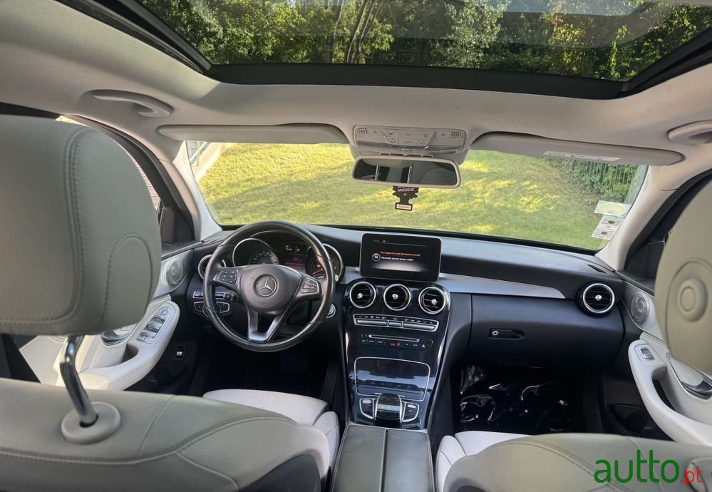 2014' Mercedes-Benz Classe C photo #3