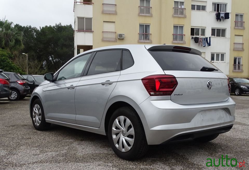 2019' Volkswagen Polo photo #3