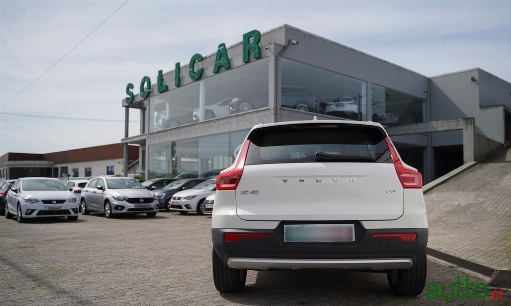 2019' Volvo Xc 40 2.0 D3 Momentum photo #4