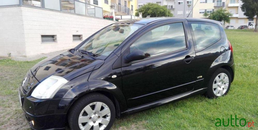 2005' Citroen C2 1.4 Vtr photo #2