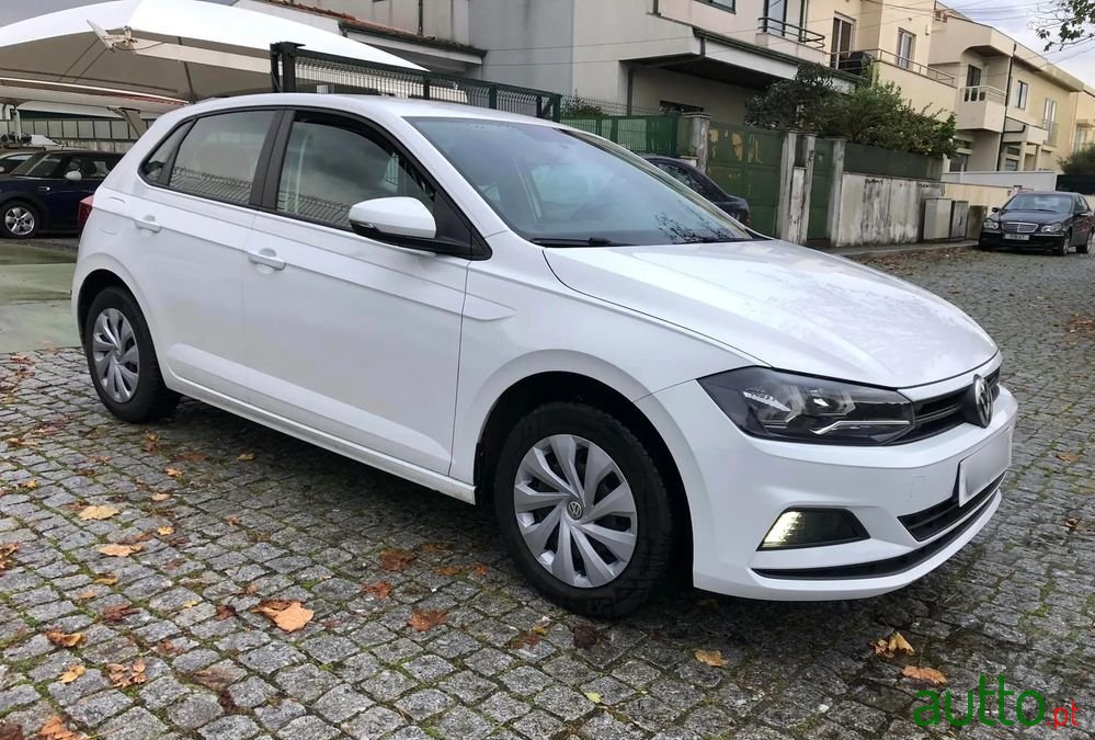 2019' Volkswagen Polo 1.0 Trendline photo #3