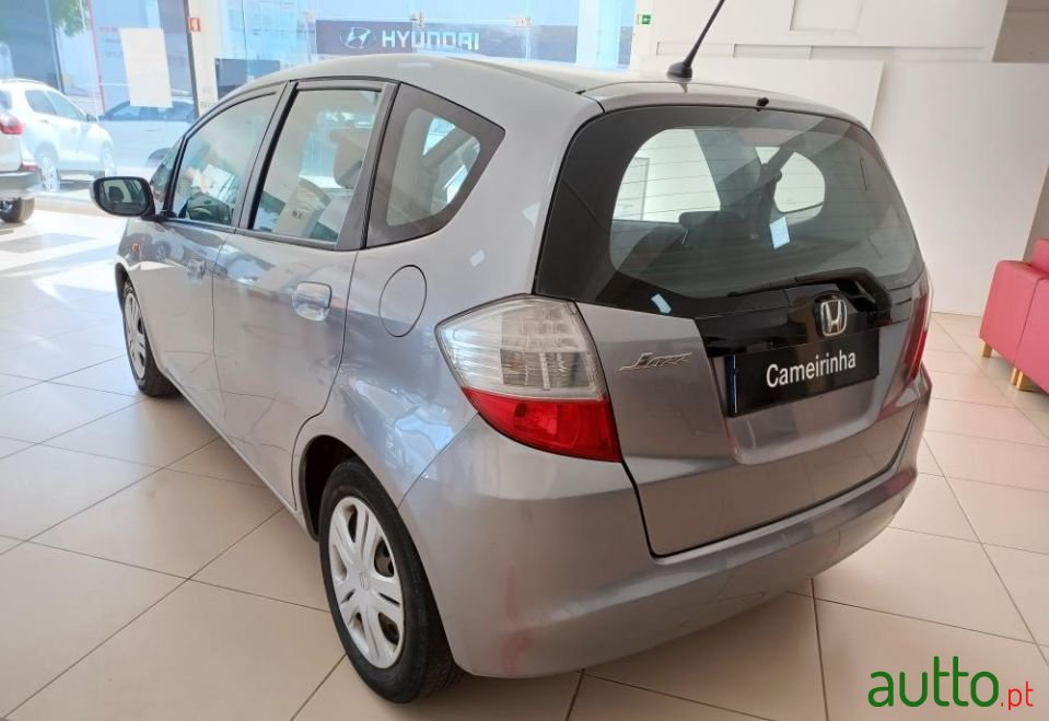 2010' Honda Jazz photo #5