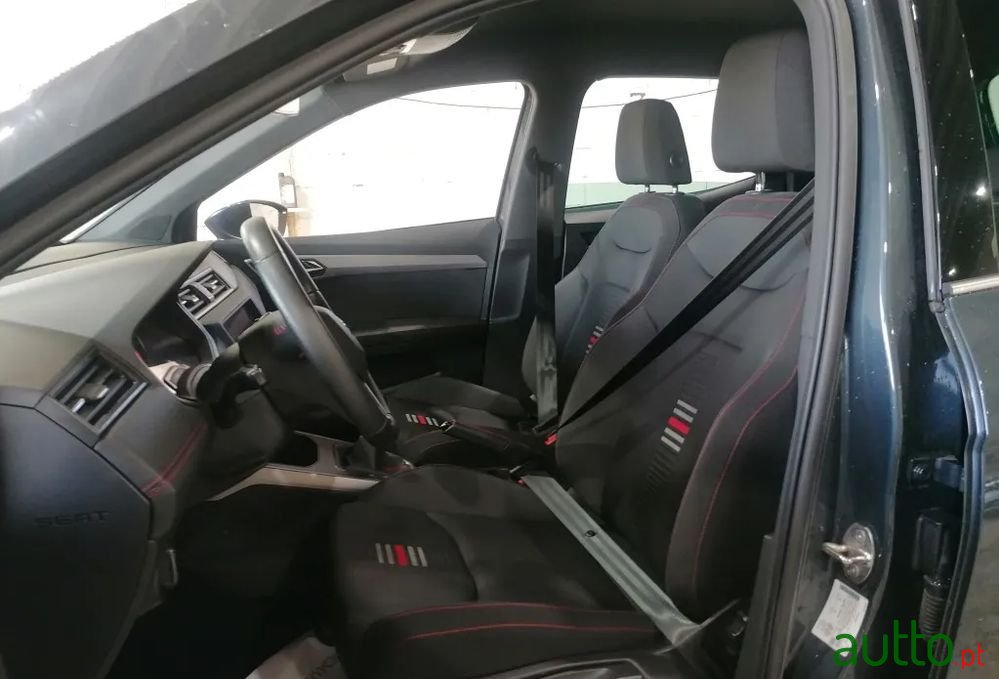 2021' SEAT Arona 1.0 Tsi Fr photo #6