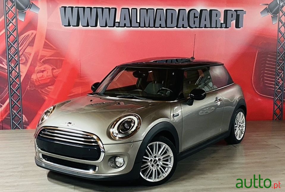 2017' MINI Cooper photo #1