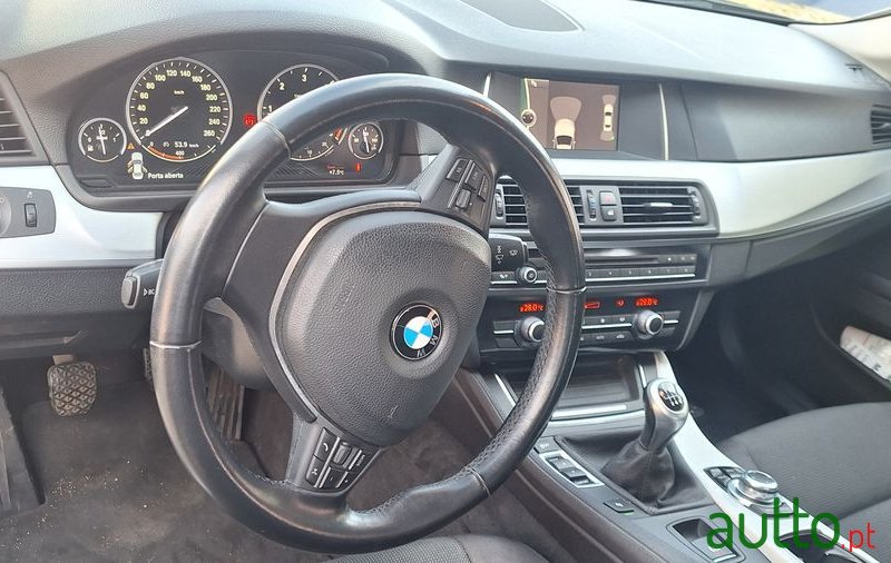 2014' BMW Série 5 D Efficientdynamics photo #6
