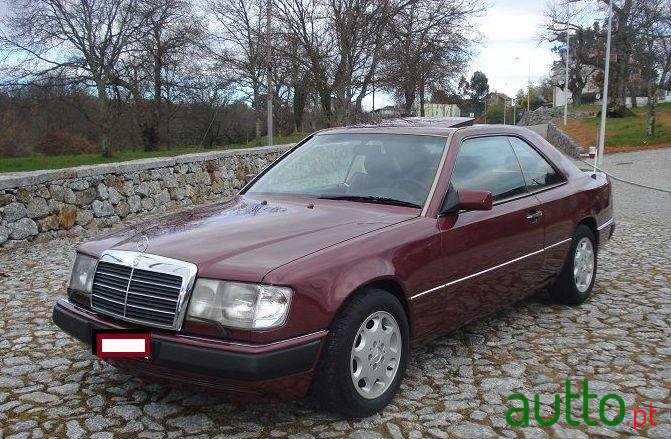 1990' Mercedes-Benz E-300 Ce 24V photo #1