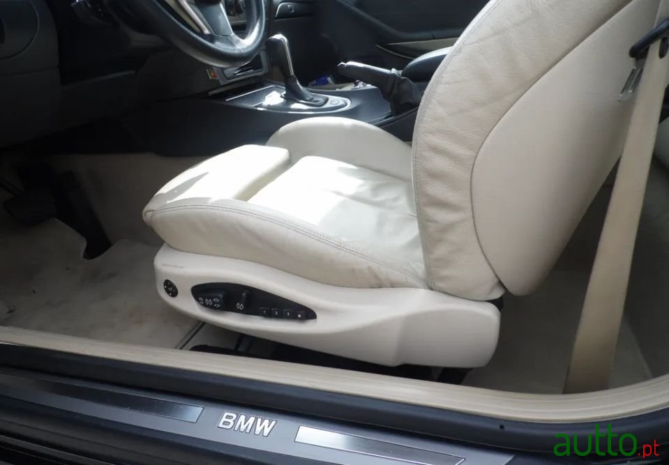 2004' BMW 645 photo #5