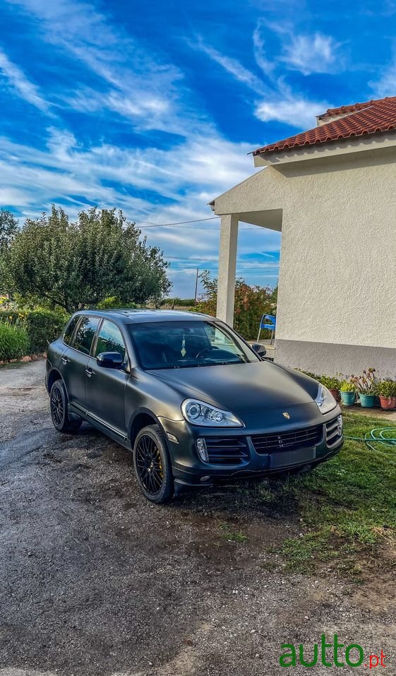 2007' Porsche Cayenne Tiptronic photo #3