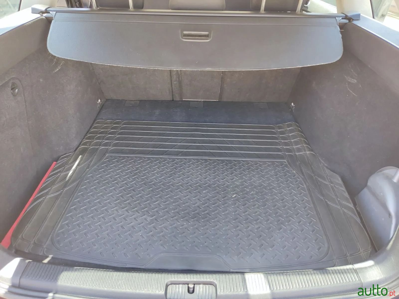 2011' Volkswagen Golf Variant photo #6