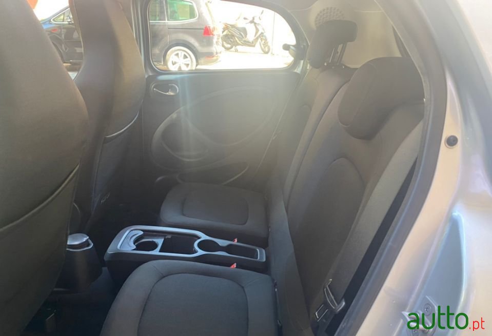 2016' Smart Forfour photo #6