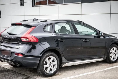 2015' Volvo V40 Cross Country