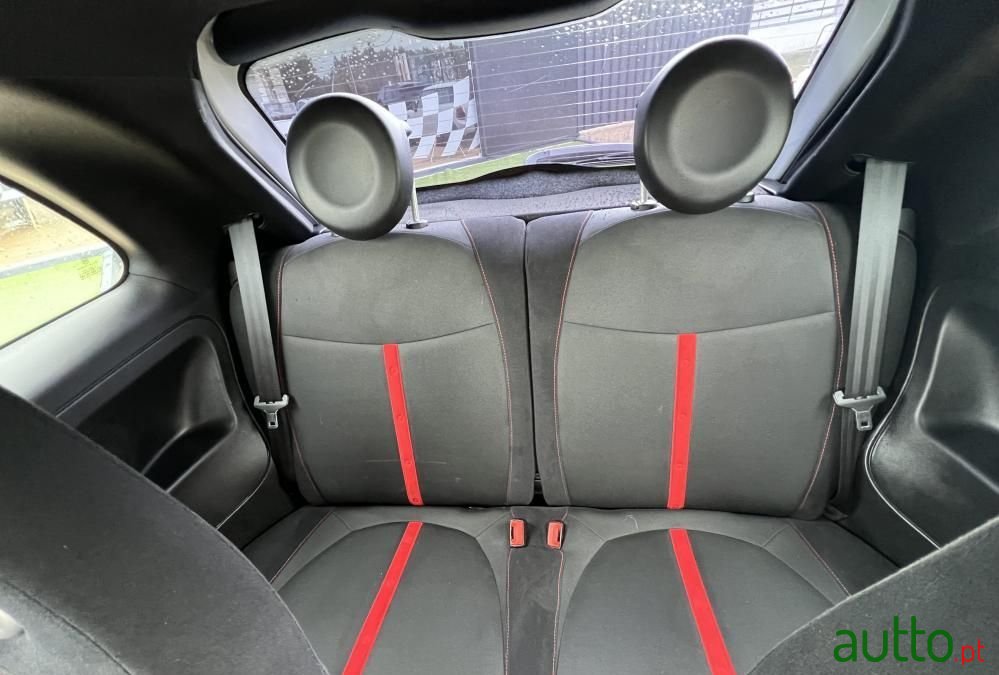 2012' Fiat 500 Abarth photo #5