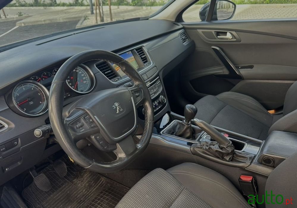 2013' Peugeot 508 Sw photo #6