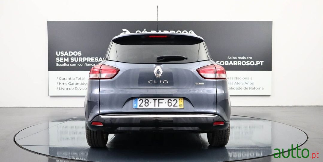 2017' Renault Clio Sport Tourer photo #2