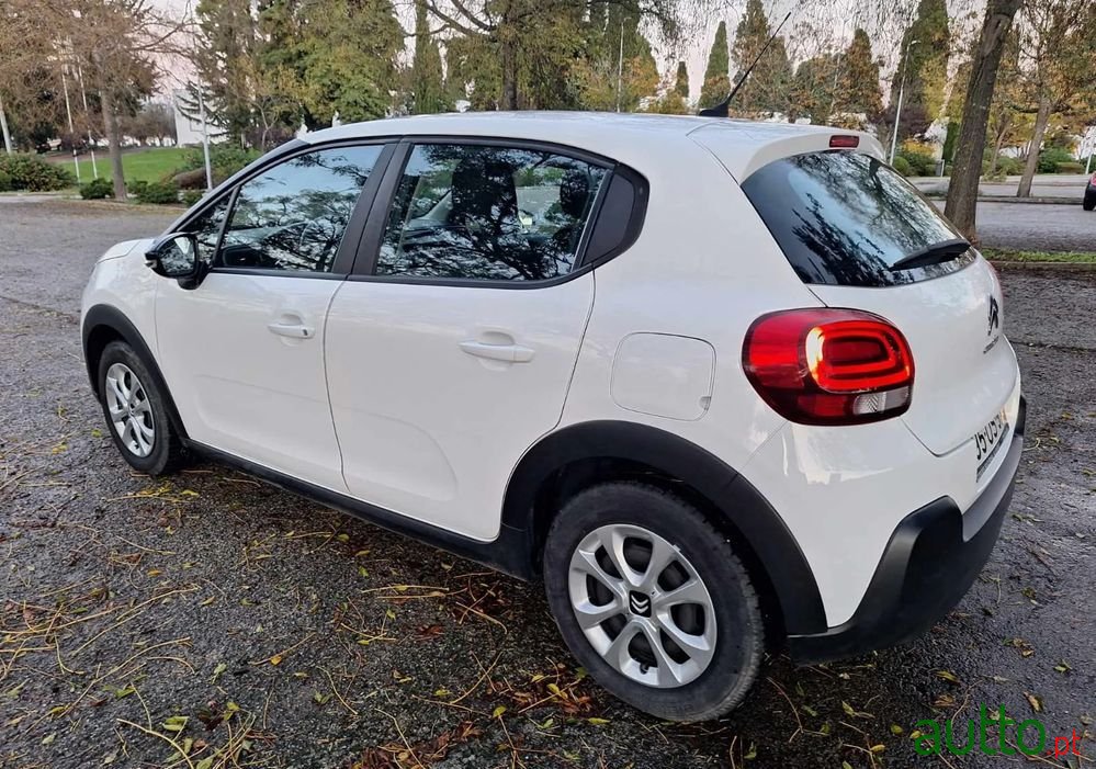 2018' Citroen C3 1.2 Puretech Feel photo #4