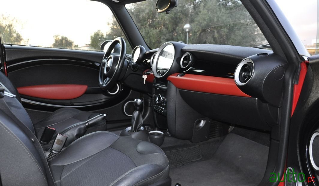 2012' MINI Cooper Ver-D photo #6