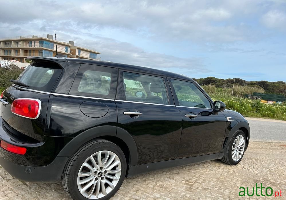 2019' MINI Clubman One D photo #6