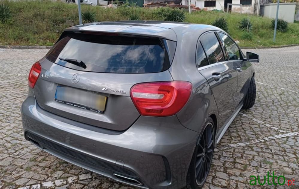 2014' Mercedes-Benz Classe A 4-Matic photo #4