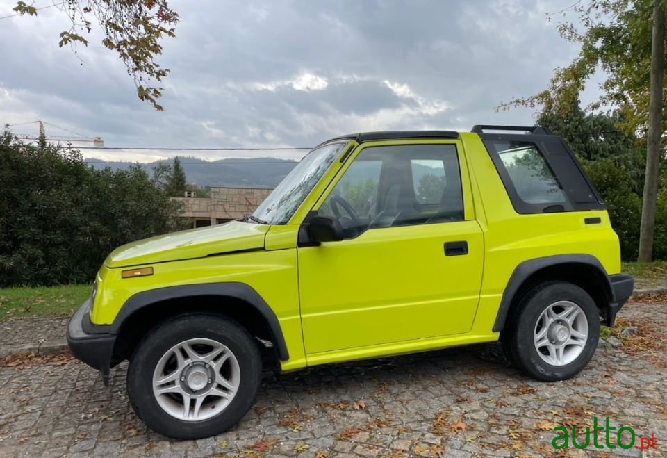 1992' Suzuki Vitara photo #2