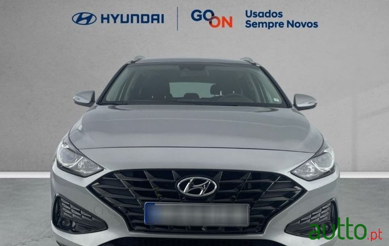 2022' Hyundai i30 1.0 T-Gdi Style photo #2