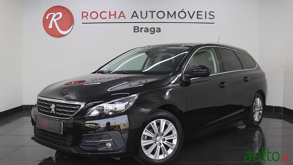 2017' Peugeot 308 Sw photo #1