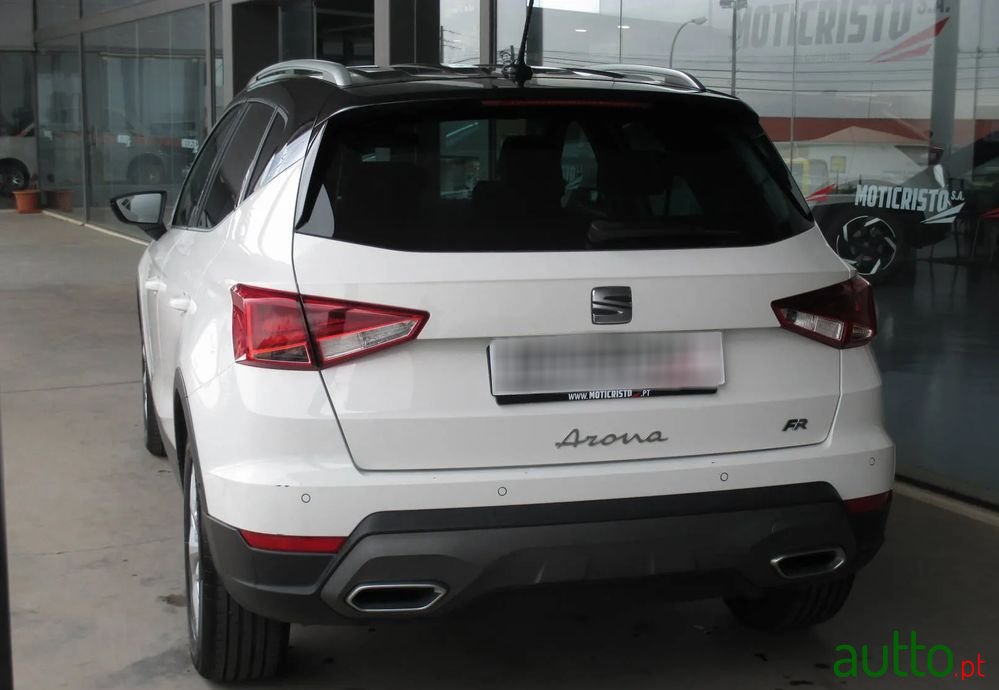2022' SEAT Arona 1.0 Tsi Fr photo #4