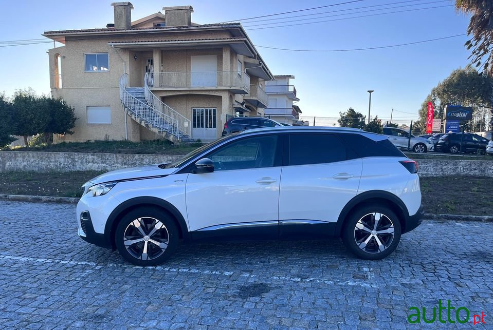 2017' Peugeot 3008 photo #2
