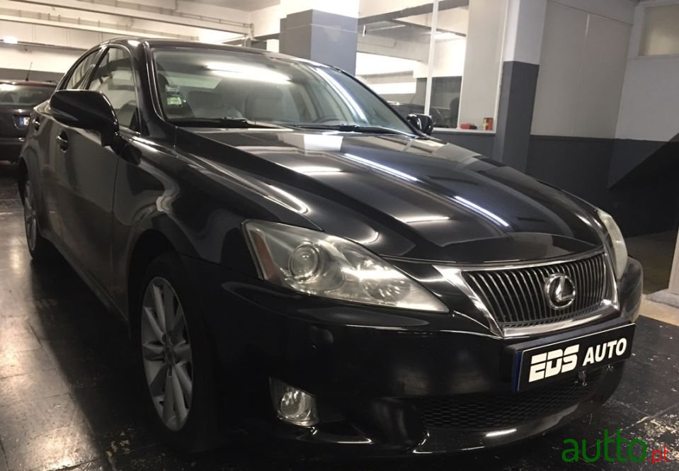 2009' Lexus Is-220 photo #2