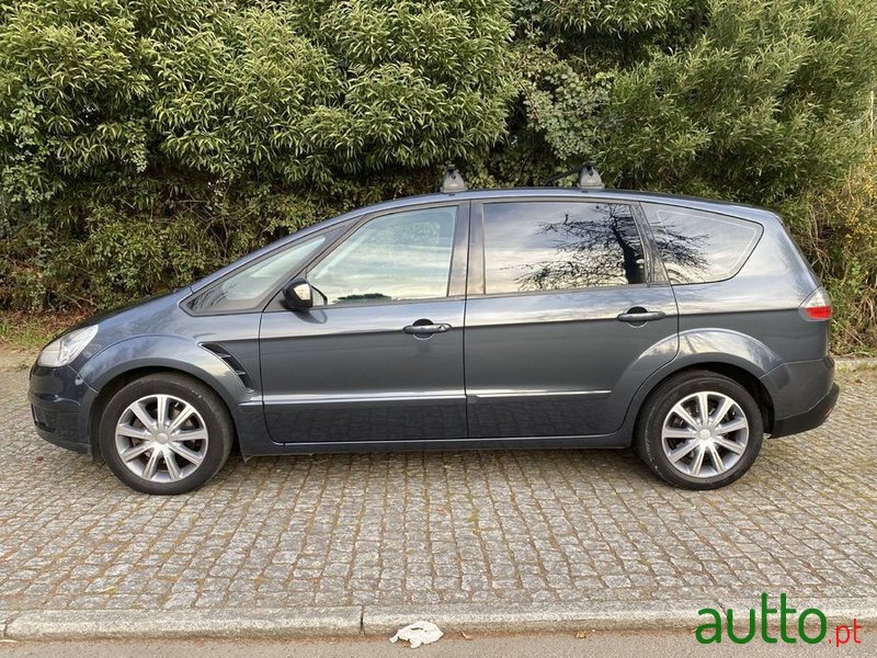 2007' Ford S-Max photo #4