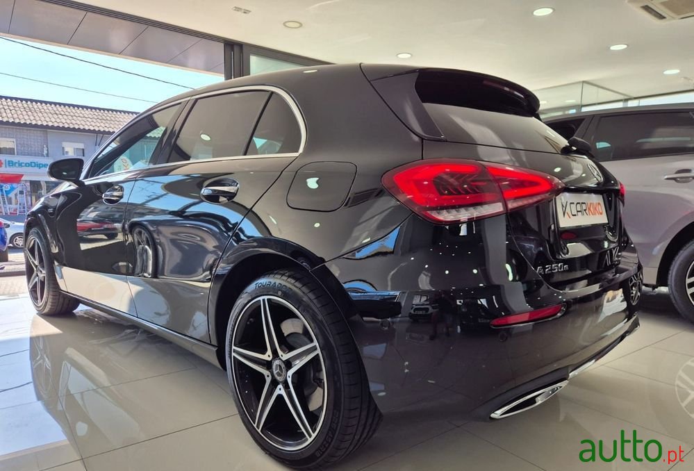 2020' Mercedes-Benz Classe A photo #5