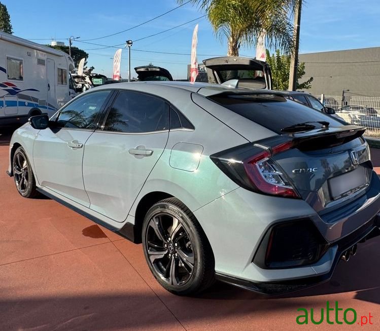 2019' Honda Civic 1.5 I-Vtec Sport Plus photo #4