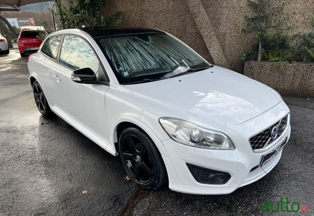 2010' Volvo C30 1.6 D R-Design photo #1