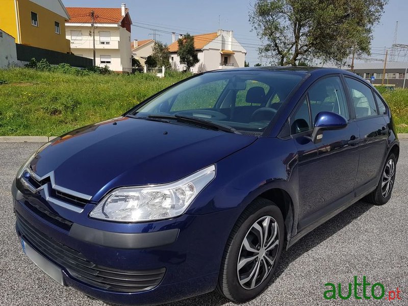 2008' Citroen C4 1.6 Hdi Sx photo #1