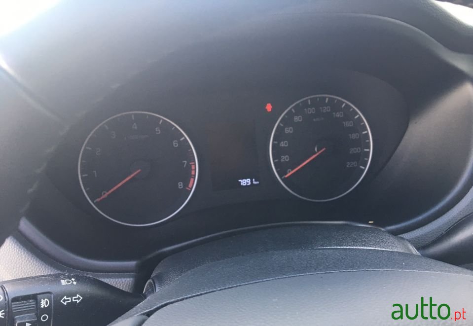 2020' Hyundai i20 photo #6